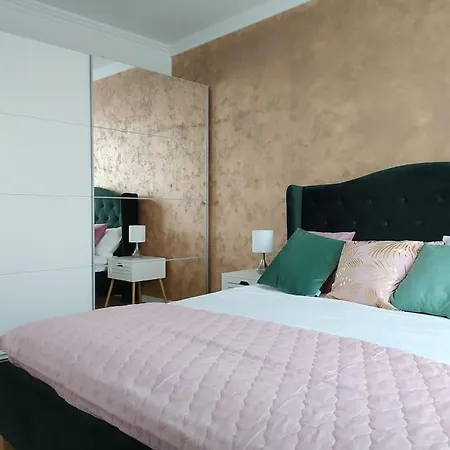 Apartament Ultracentral Pathfinder Târgu-Mureş Esterno foto